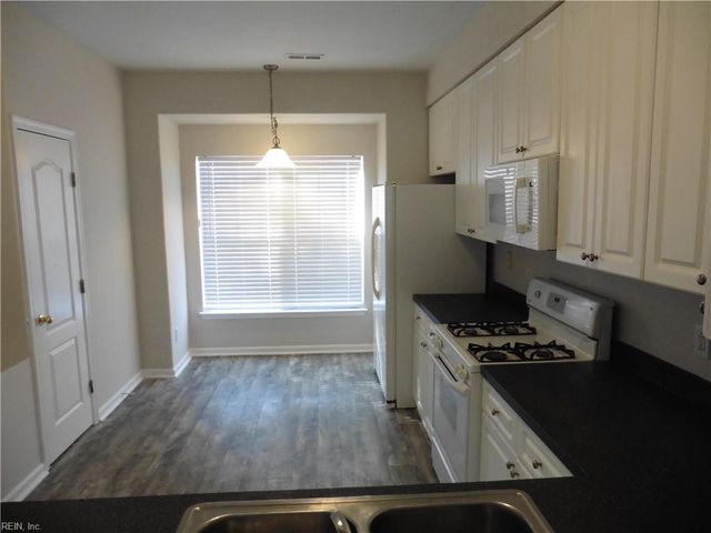 2364 Charing Cross RD, Virginia Beach, VA 23456