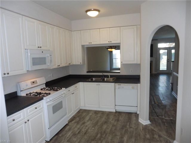 2364 Charing Cross RD, Virginia Beach, VA 23456