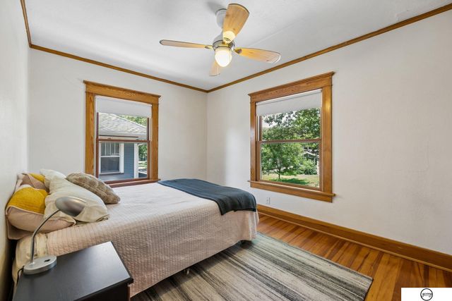 2445 Park Avenue, Lincoln, NE 68502