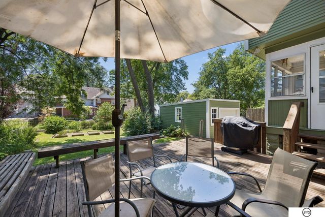 2445 Park Avenue, Lincoln, NE 68502