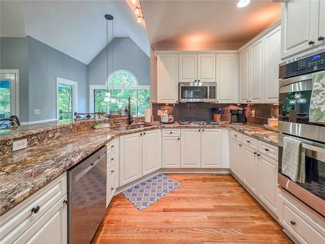 1343 Benbrooke Lane NW, Acworth, GA 30101