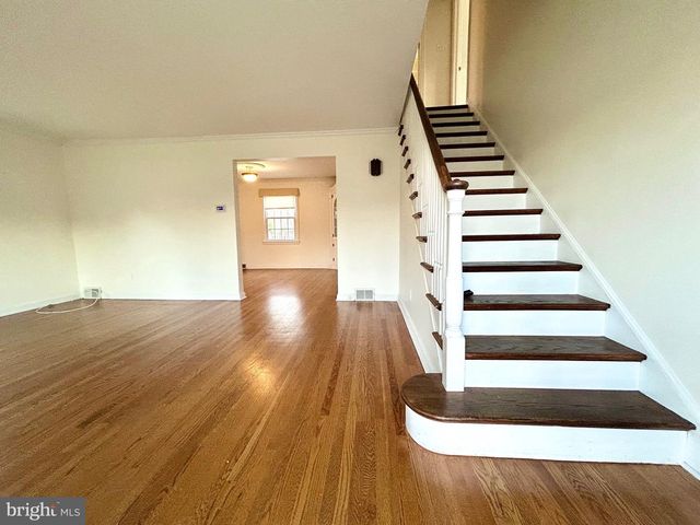 1720 MEDIA RD, Cherry Hill, NJ 08002