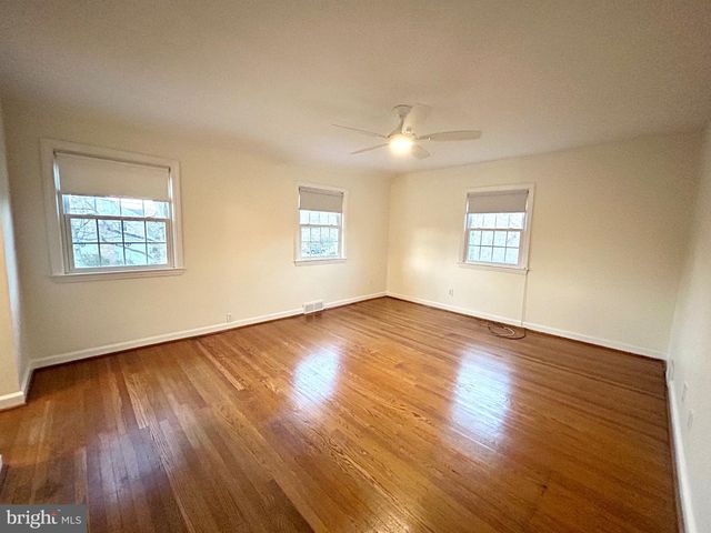 1720 MEDIA RD, Cherry Hill, NJ 08002