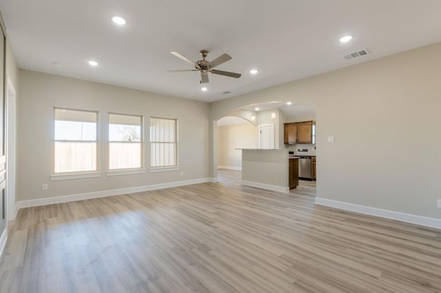 2123 Blackhawk LOOP, Belton, TX 76513