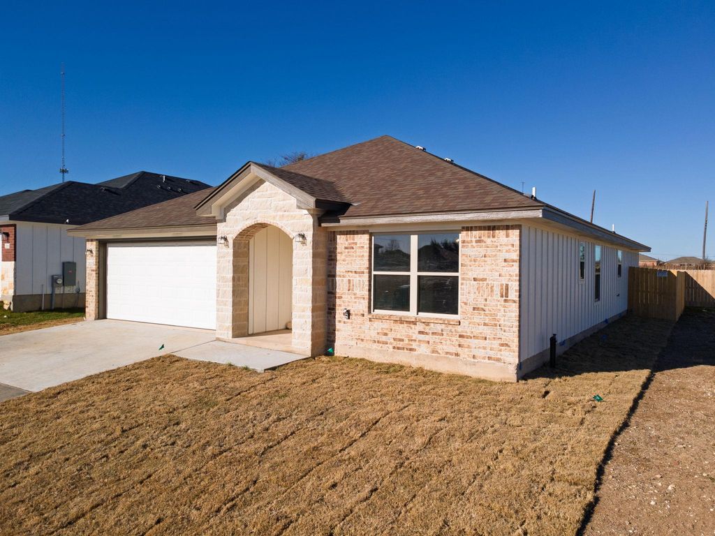 2123 Blackhawk LOOP, Belton, TX 76513