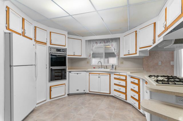 77 W EVENING STAR WAY, Sandy, UT 84070