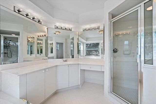 484 Otter Lane N, Jupiter, FL 33458