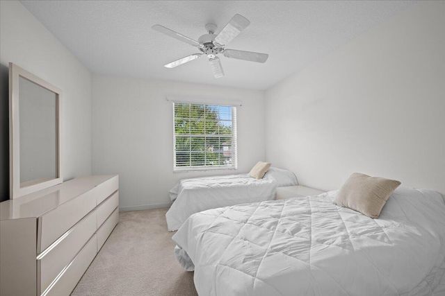 484 Otter Lane N, Jupiter, FL 33458