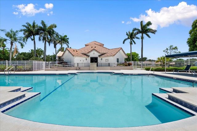484 Otter Lane N, Jupiter, FL 33458
