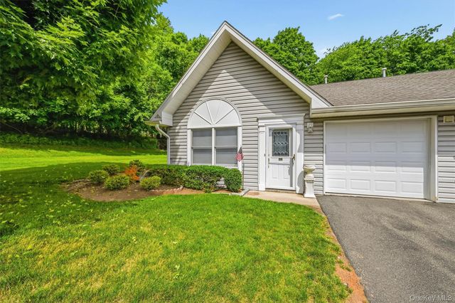 36 Windsor Circle D1, New City, NY 10956