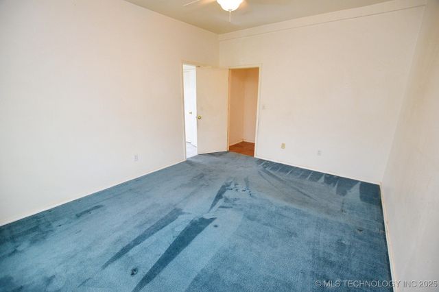 16759 W Burchett Road, Tahlequah, OK 74464