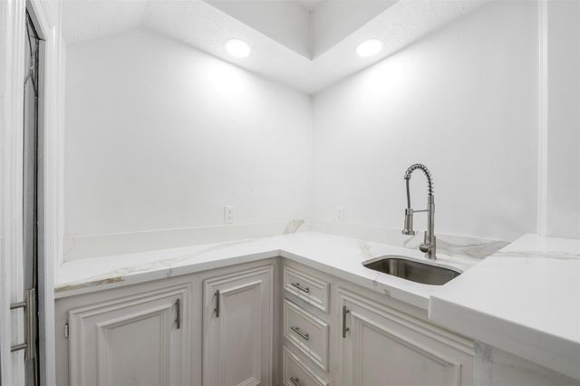 9543 Enstone Circle, Spring, TX 77379