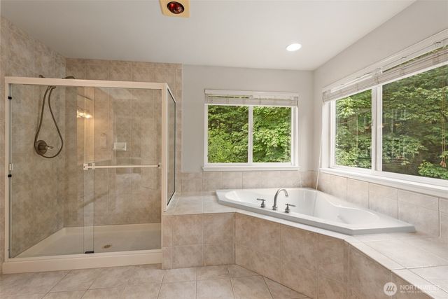 9118 NE 160th Pl, Bothell, WA 98028