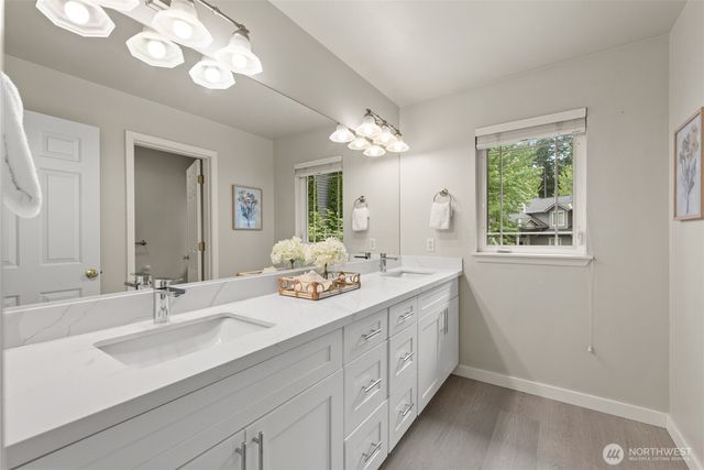 9118 NE 160th Pl, Bothell, WA 98028