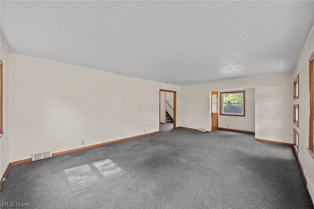 205 Center Road, Bedford, OH 44146