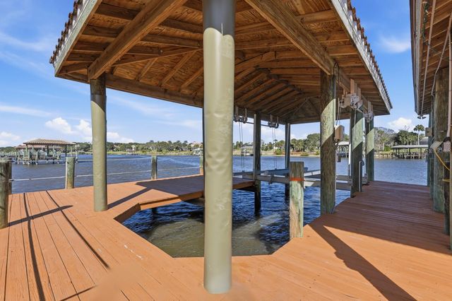 52 N WATERVIEW DRIVE, Palm Coast, FL 32137