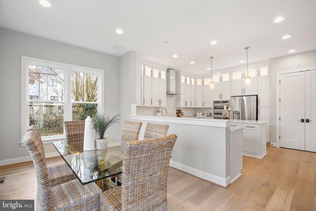 506 COTTAGE STREET, Vienna, VA 22180