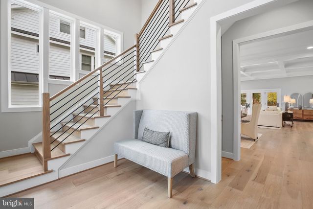 506 COTTAGE STREET, Vienna, VA 22180