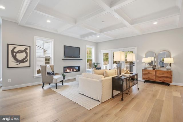 506 COTTAGE STREET, Vienna, VA 22180