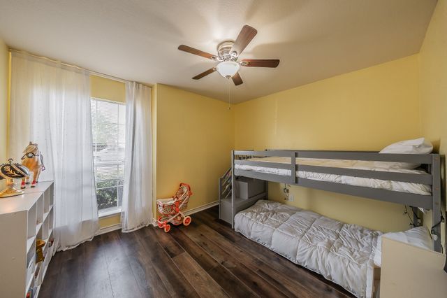 660 Rosario Lane, Fort Worth, TX 76052