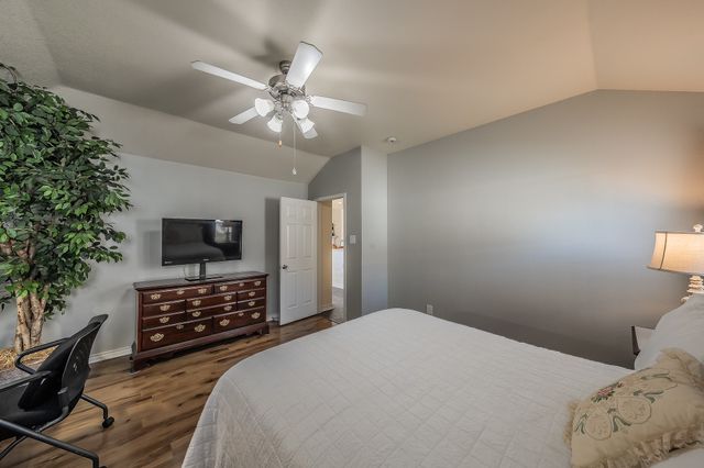 660 Rosario Lane, Fort Worth, TX 76052