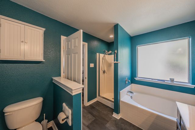 660 Rosario Lane, Fort Worth, TX 76052