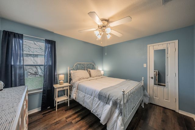 660 Rosario Lane, Fort Worth, TX 76052