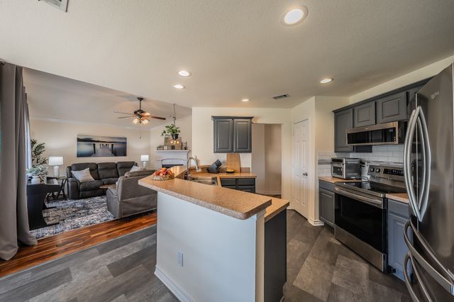 660 Rosario Lane, Fort Worth, TX 76052