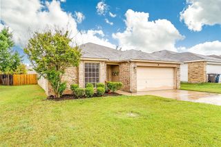 660 Rosario Lane, Fort Worth, TX 76052