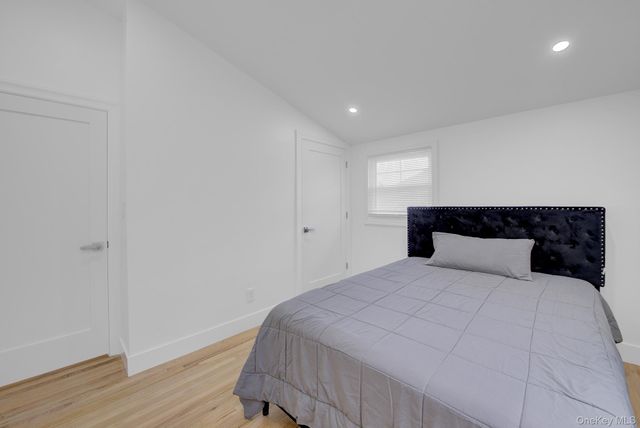 13 W 15th Street, Deer Park, NY 11729