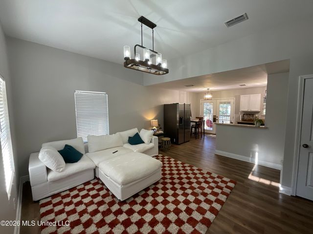 15526 Omas Road, Vancleave, MS 39565