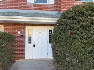 50 Greenhouse Road 42A, Bridgeport, CT 06606