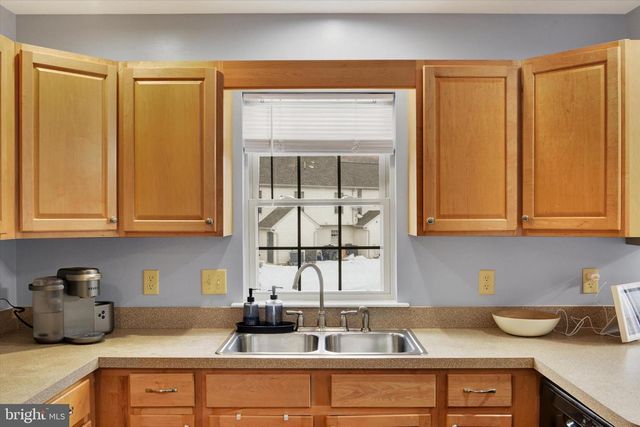 305 SADDLE RIDGE CT, Harrisburg, PA 17110