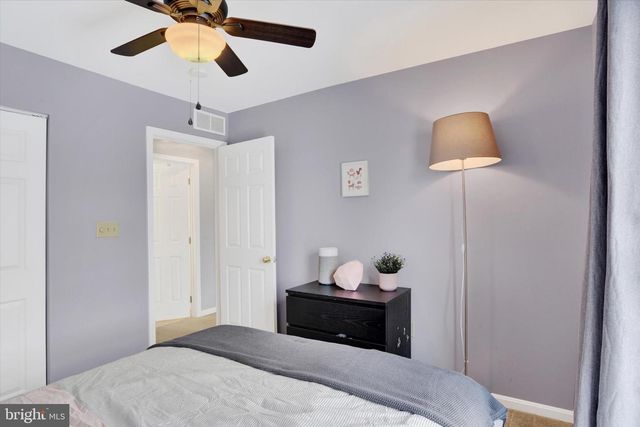 305 SADDLE RIDGE CT, Harrisburg, PA 17110