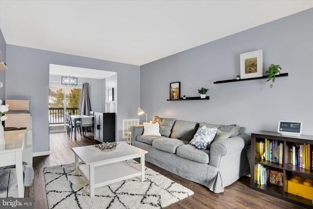 305 SADDLE RIDGE CT, Harrisburg, PA 17110