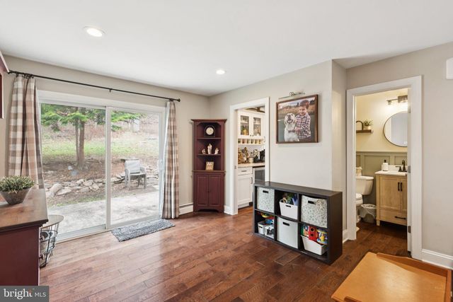 9 WHITELY RD, Downingtown, PA 19335