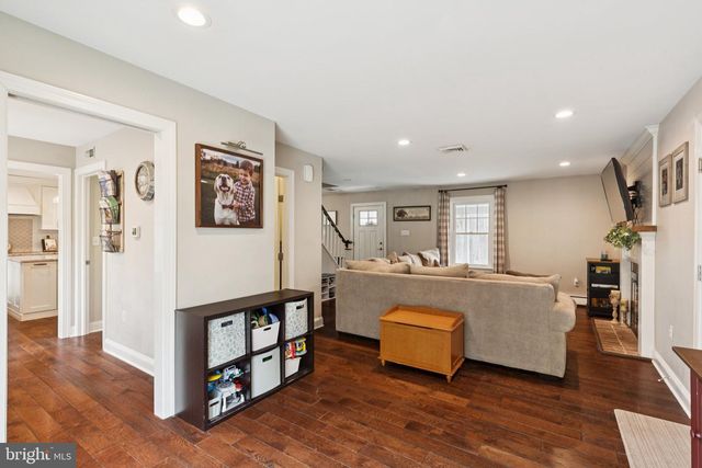 9 WHITELY RD, Downingtown, PA 19335