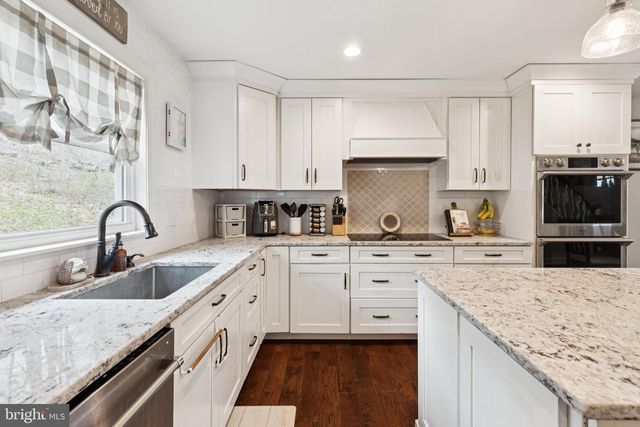 9 WHITELY RD, Downingtown, PA 19335