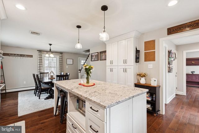 9 WHITELY RD, Downingtown, PA 19335