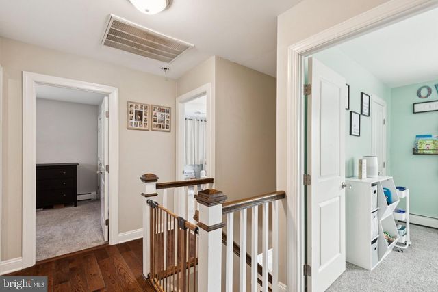 9 WHITELY RD, Downingtown, PA 19335