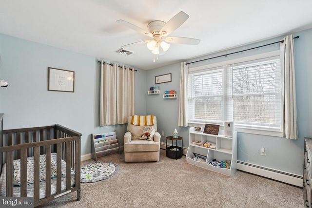 9 WHITELY RD, Downingtown, PA 19335