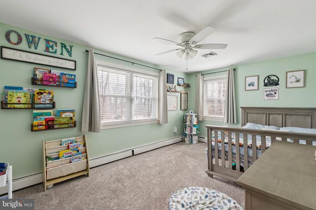 9 WHITELY RD, Downingtown, PA 19335