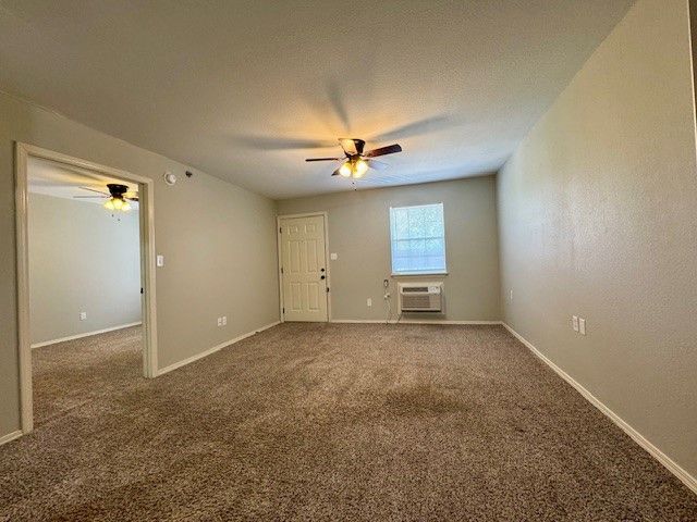 944 N Storer Avenue 18, Fayetteville, AR 72701
