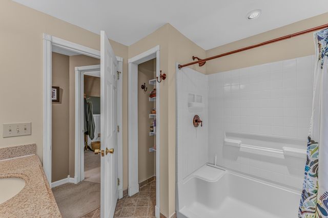 22 Wildwood Drive, Campton, NH 03223