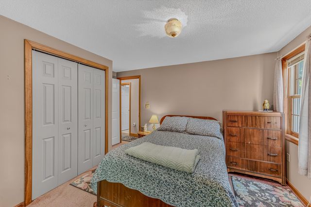 22 Wildwood Drive, Campton, NH 03223