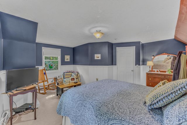 22 Wildwood Drive, Campton, NH 03223