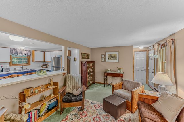 22 Wildwood Drive, Campton, NH 03223