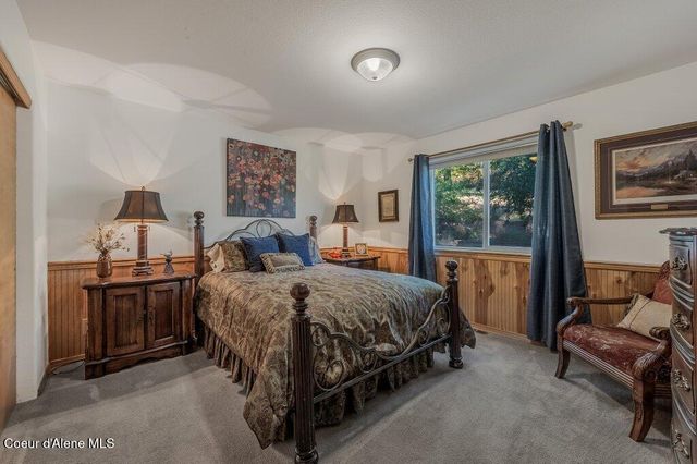 11413 N Summit Loop, Hauser, ID 83854