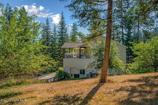 11413 N Summit Loop, Hauser, ID 83854