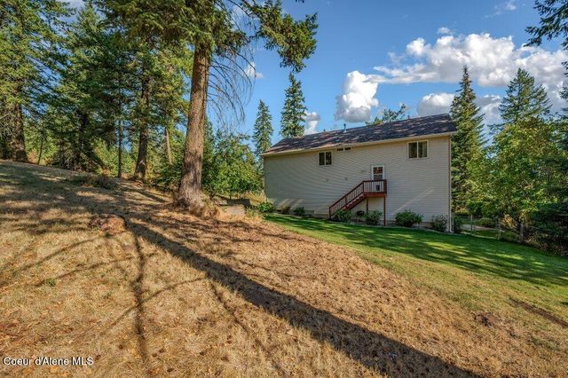 11413 N Summit Loop, Hauser, ID 83854